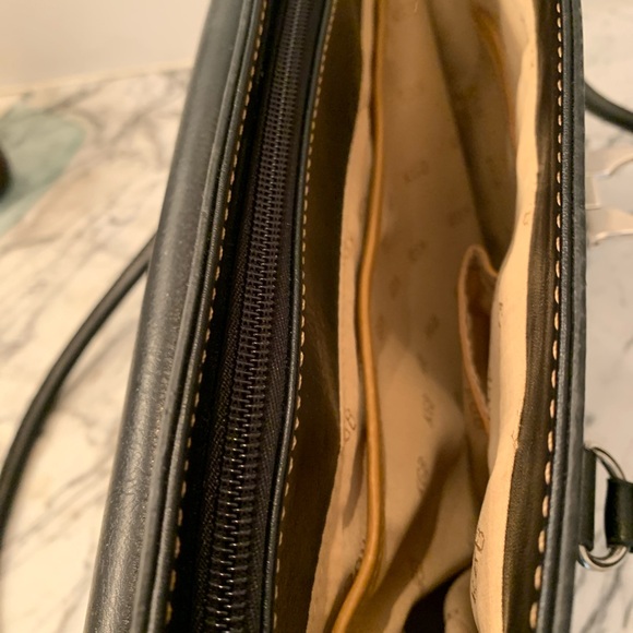 Black Bag with Handles. - Picture 5 of 16